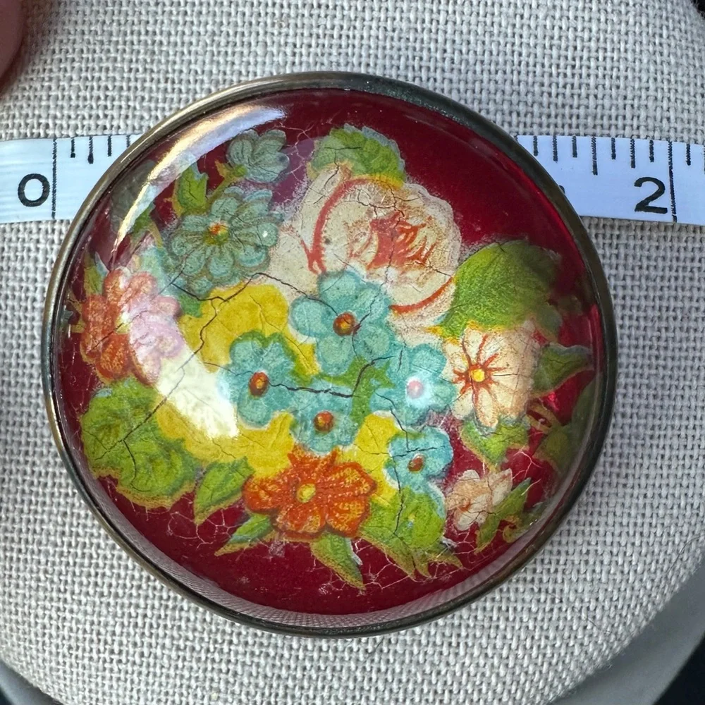 Rare Glass dome red floral brooch bronze tone metal base vintage beauty - Picture 8 of 8